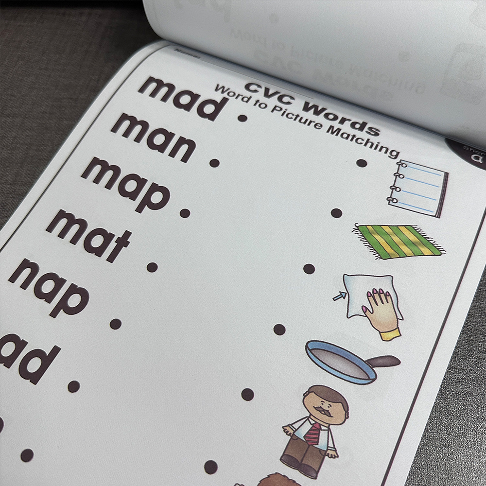 LACHILLY CVC Words Phonics Workbook for Youngsters - 60-Page Read & Match Learning Book with Fun Illustrations, Reinforced Skills & Parent Guide to Support English Language Arts, Phonics Practice Book | Playful Illustrations | Reinforced Skills