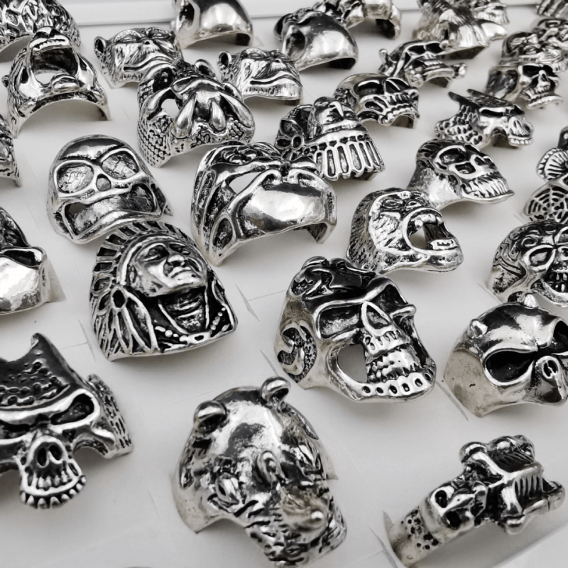 

10pcs Trendy Skull Head Ring Multi Kinds Of Skull Silver Plated Mix And Match For Daily Outfits Suitable For Men And Women Uncertain Styles