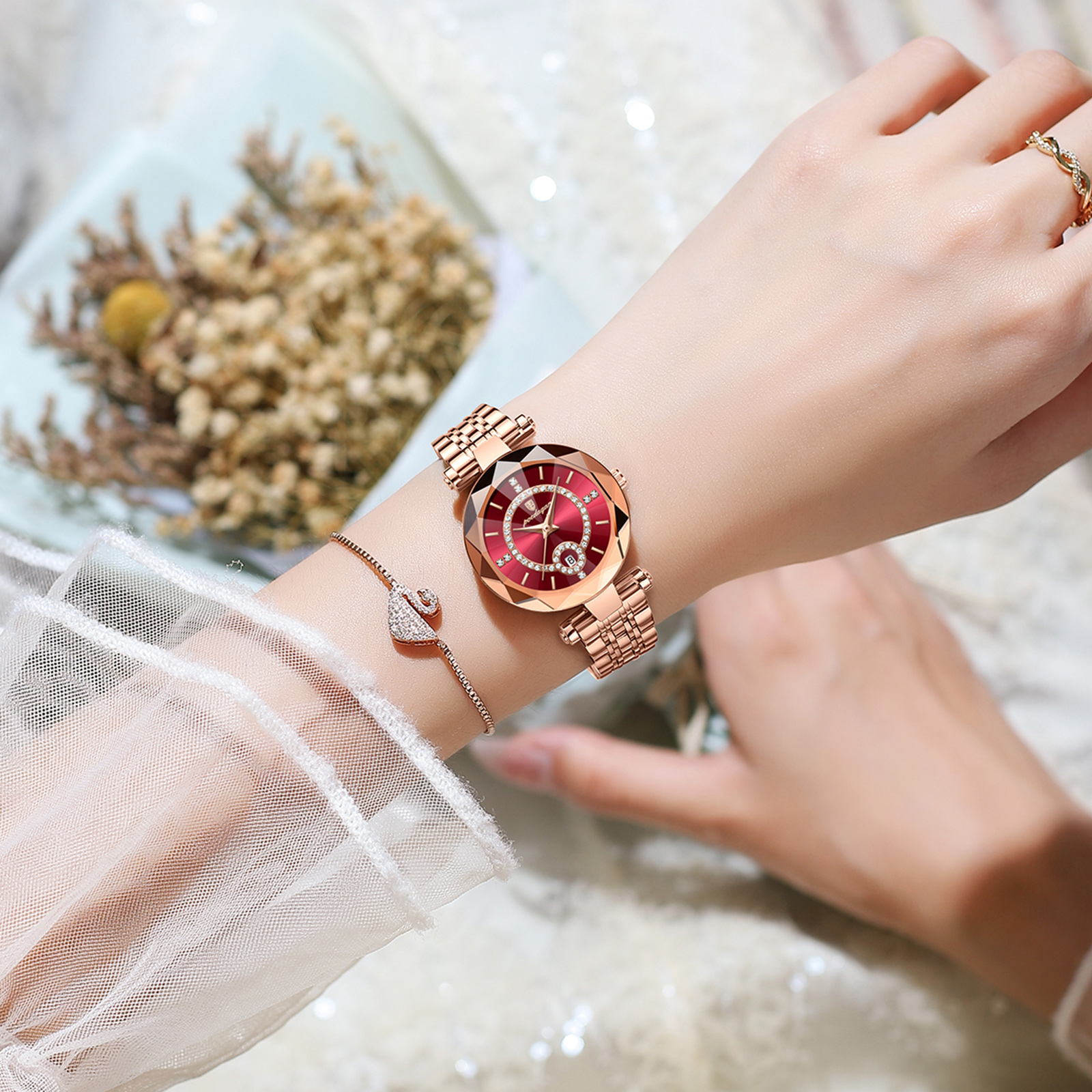  Reloj simple para mujer, reloj clásico de lujo con diamantes de  imitación, reloj dorado de moda para mujer (color: oro rosa) : Ropa,  Zapatos y Joyería
