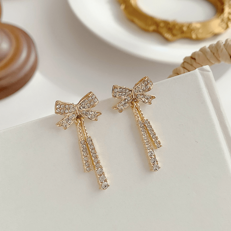 1pair Of Gold-color Blossom Shaped & Butterfly Shaped Hollow Out Stainless  Steel Handmade Earrings For Women, Suitable For Evening Party, Banquet,  Family Gathering And Honeymoon.