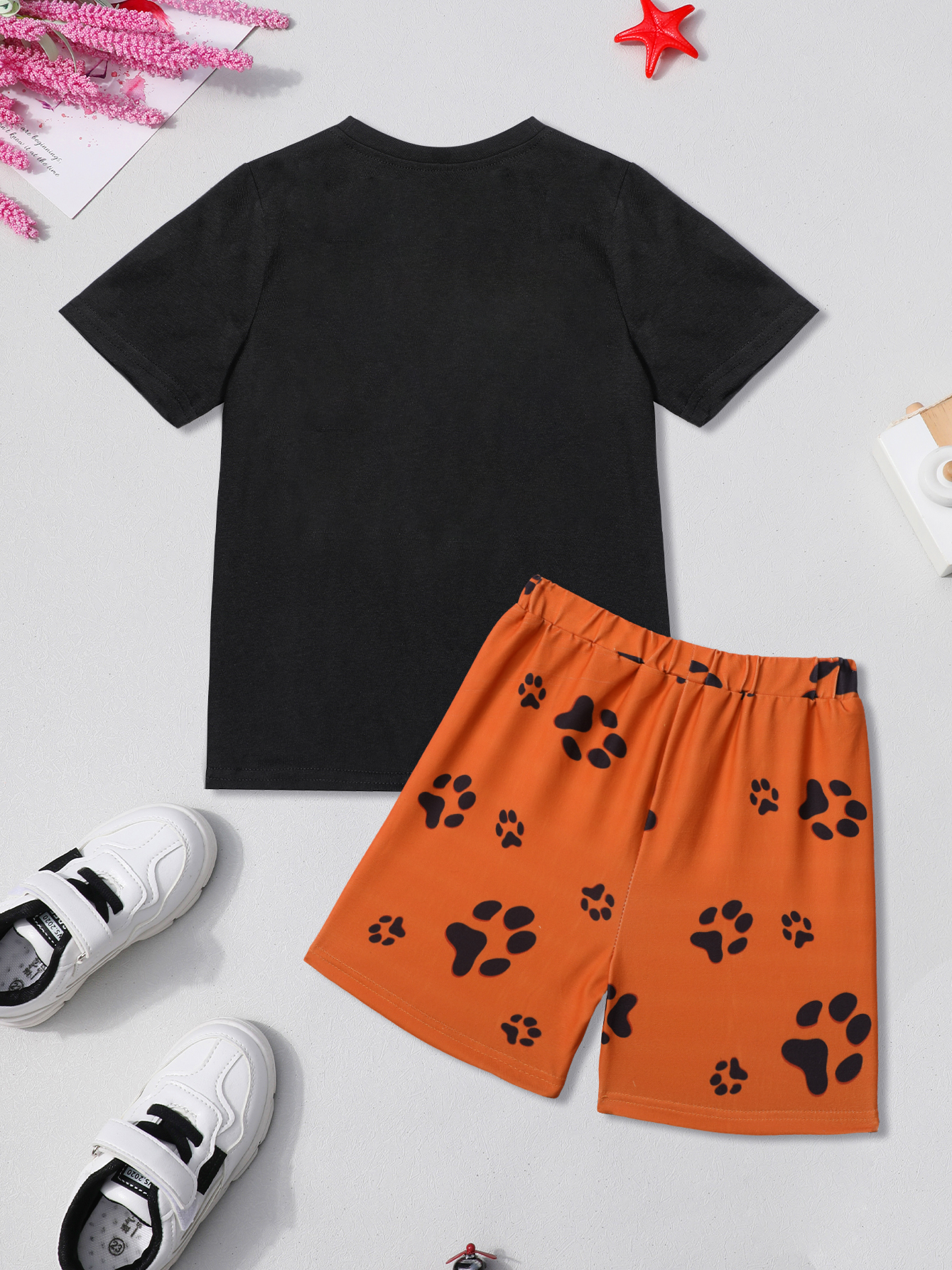 Men's Cartoon Picture Graphic T-shirt Shorts Set For Summer