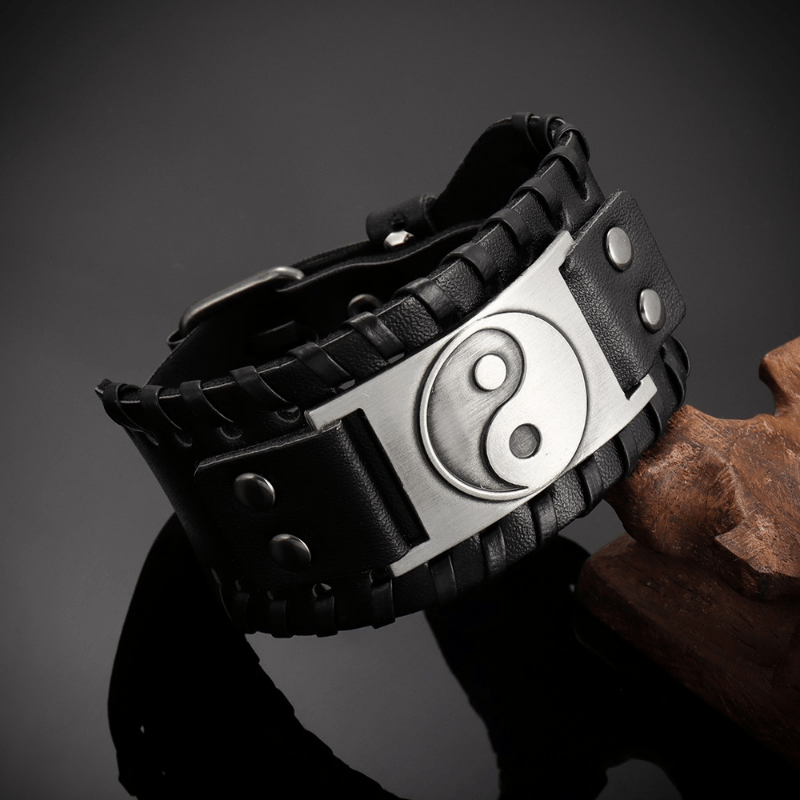 Yin yang store leather bracelet