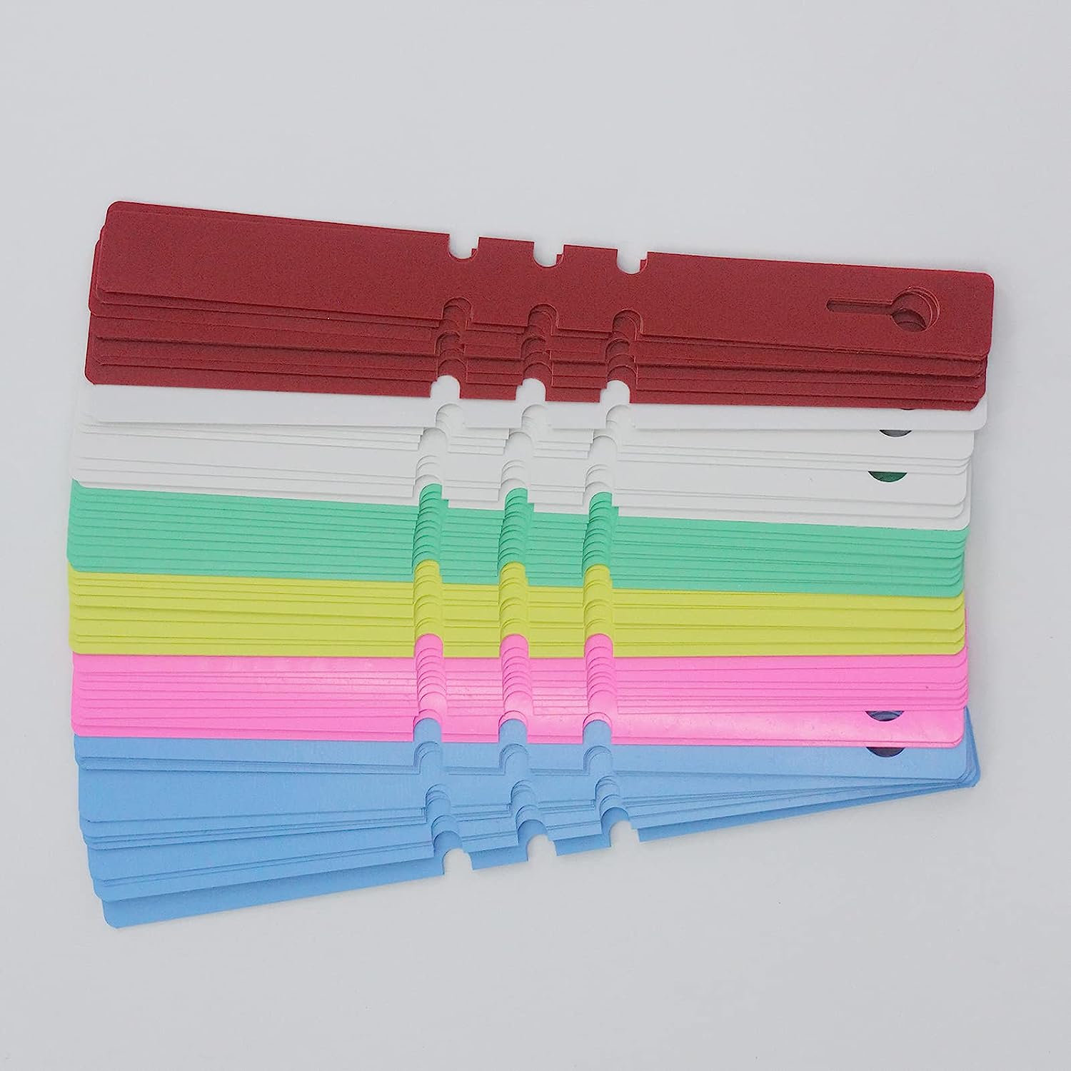 200 PCS Plastic Tags Water Proof Shipping Tags 2.4 x 3.94 Plastic Tags  for Labeling Label Tags Shipping Labels for Logistics Use Luggage Labeling