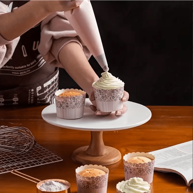 Wilton Deluxe Decorating Set | Cake Decorating Kits