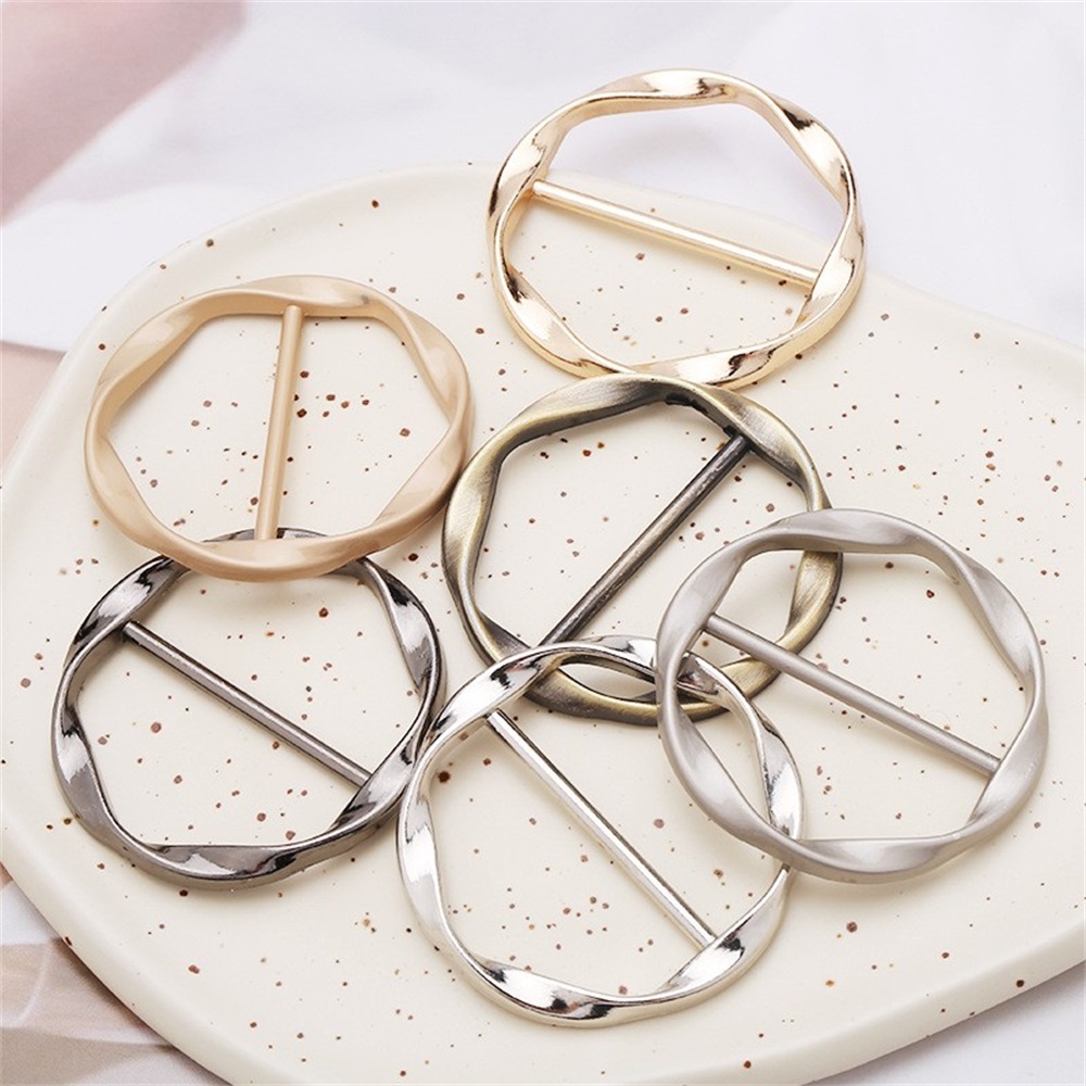 Shirt Clip 4pcs T-Shirt Buckle Scarf Clips For Women Metal Round Circle  Clip Buckle Clothes Corner Knotted Button Fashion Alloy - AliExpress