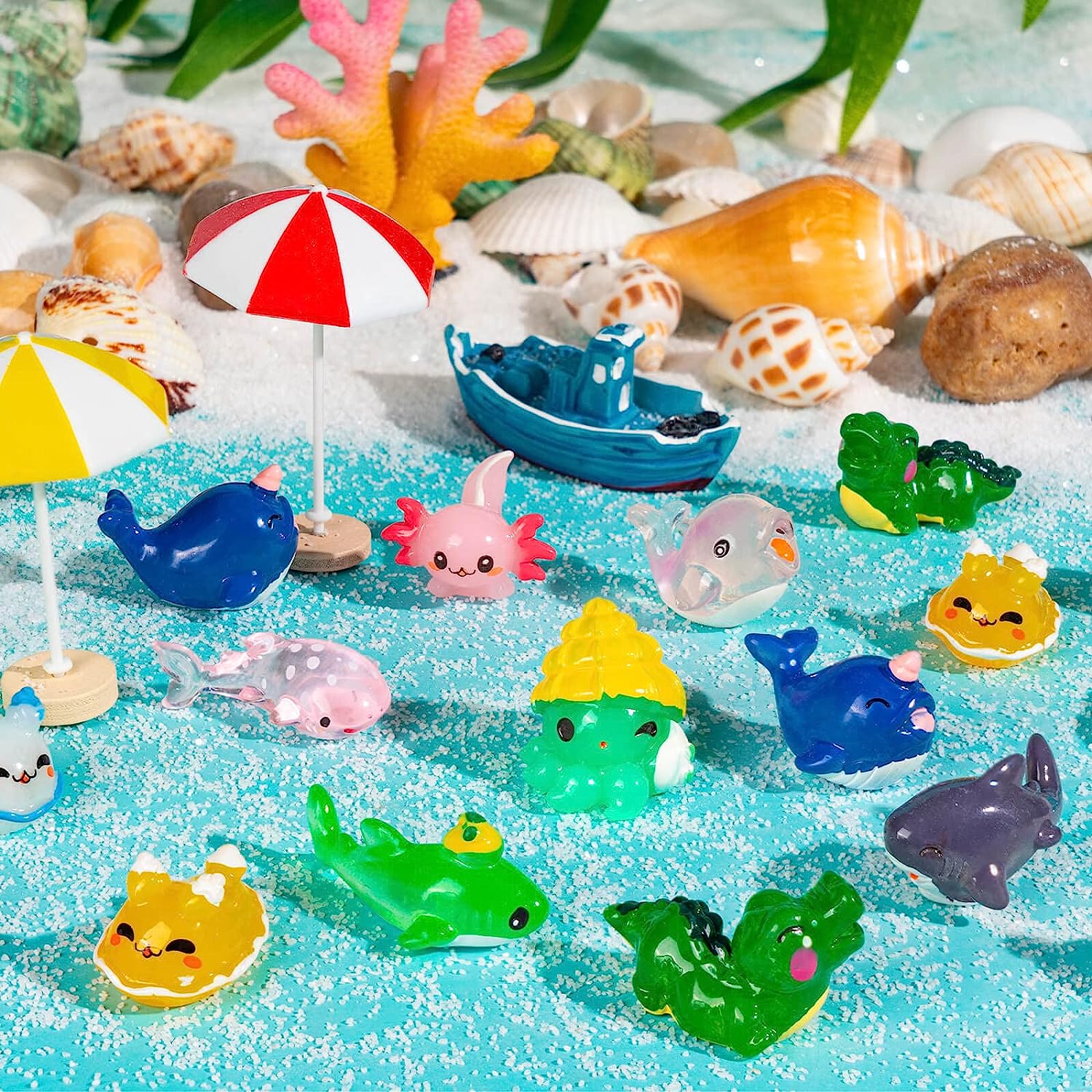 Lenwen 40 Pcs Mini Resin Ocean Animal Figurines Miniature Animals Figurine  Tiny Resin Animals for Fish Tank Birthday Party Favor Garden Accessories