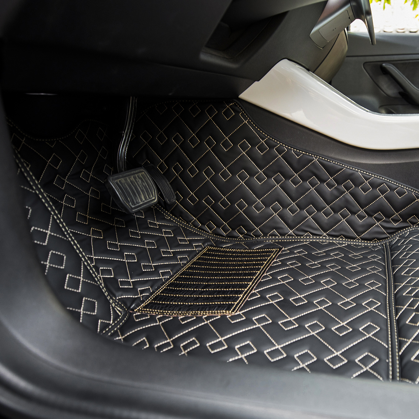 Porsche Panamera All Weather Floor Mats