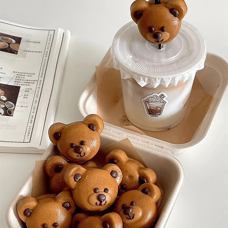 Three Winter Animal Cakes using the Wilton Teddy Bear Pan! - YouTube