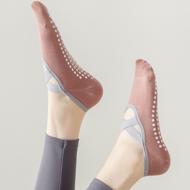 1 Pair Womens Non Slip Pilates Socks Solid Color Ballet Dance Sports Socks  Soft Comfortable Fitness Ankle Socks - Sports & Outdoors - Temu