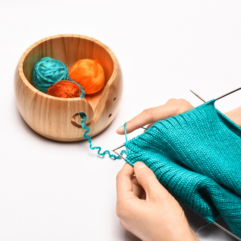 Small Light Blue Crochet Yarn Bowl With White Daisy Handmade Clay Knitting  Bowl for Yarn Crochet Yarn Holder Gift for Knitter Yarn Lovers 