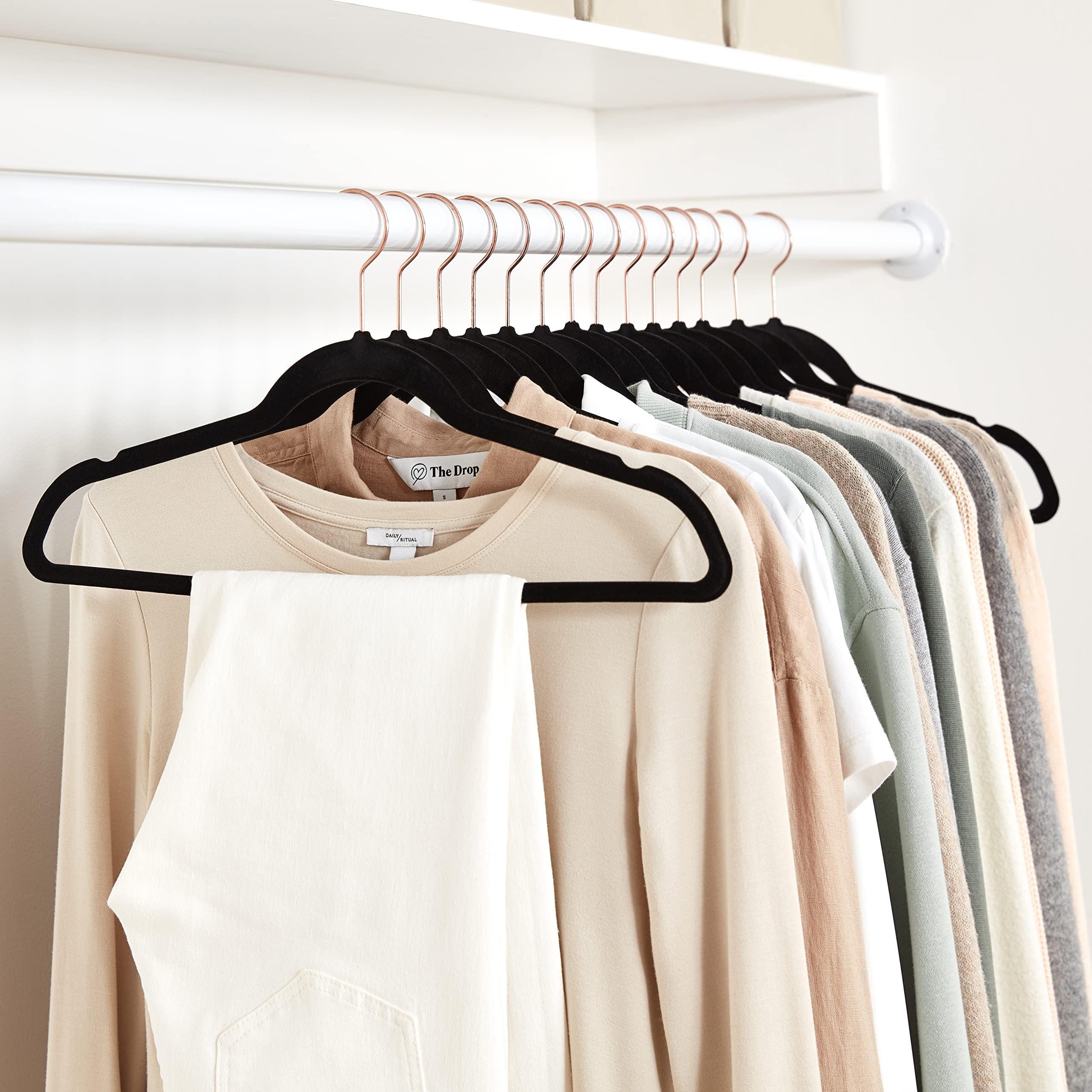 Black Velvet Hangers 60 Pack, Premium Clothes Hangers Non-Slip