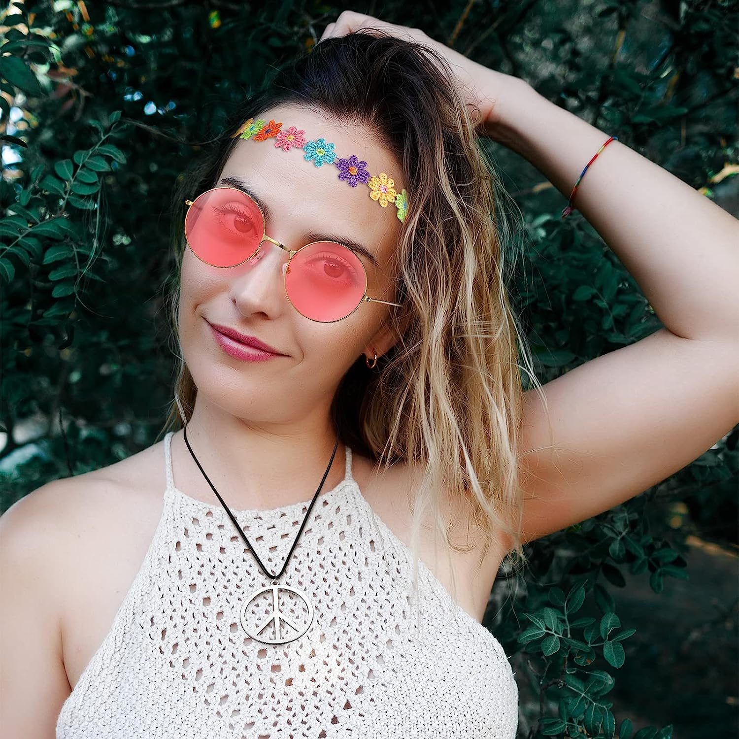 TUPARKA Juego de 60 piezas de accesorios de disfraz de gafas hippie que  incluye diademas multicolor de margaritas, gafas de sol hippie redondas y