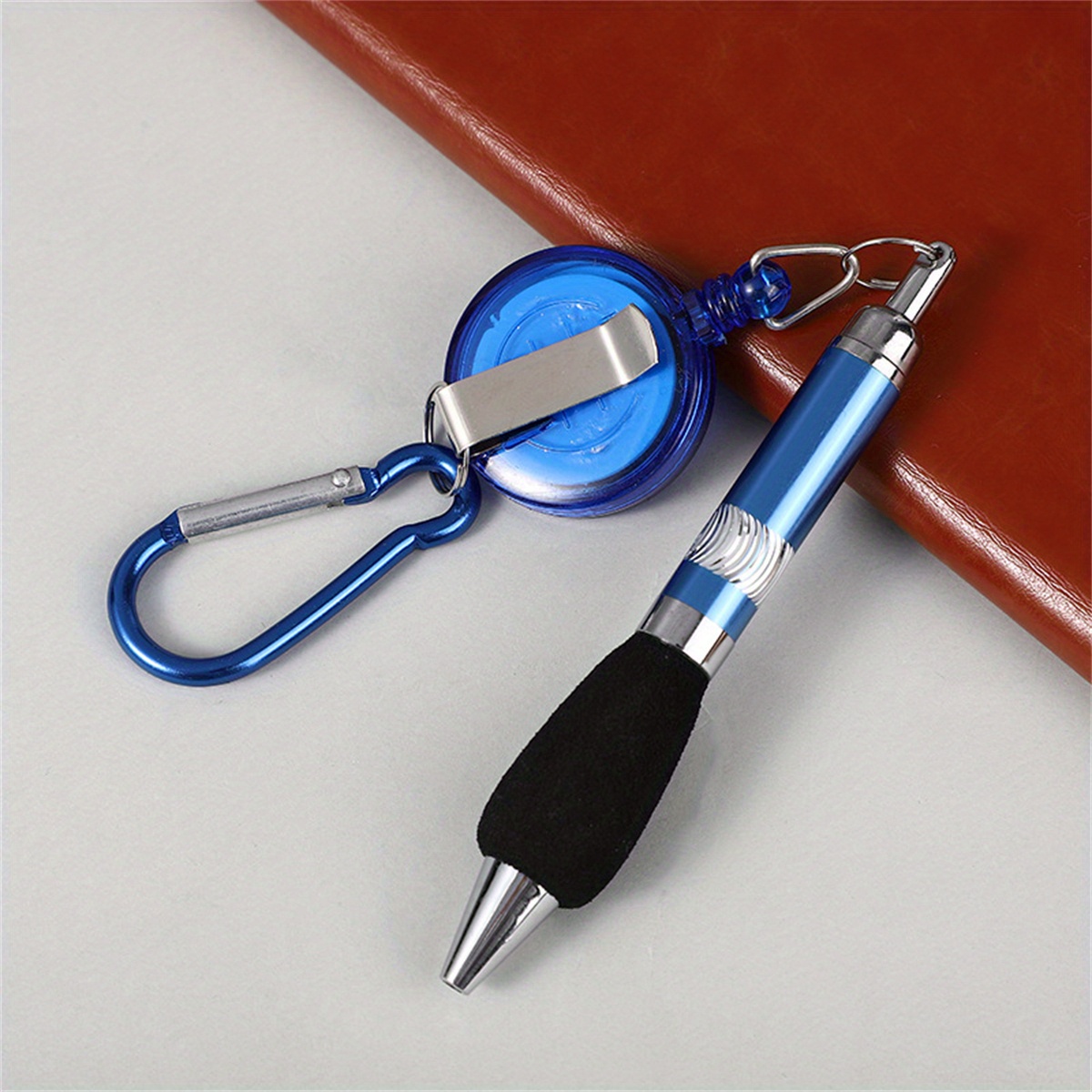 5pcs Retractable Badge Reel Pen Belt Clip and Carabiner : : Office  Products