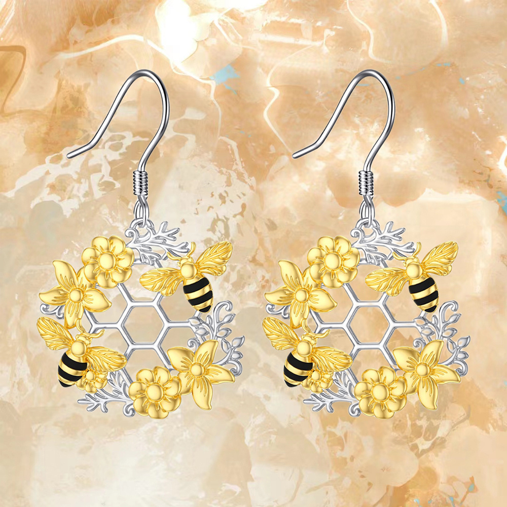 Fashion Bee Flower Honeycomb Earrings For Women And Girls As Birthday And  Christmas Gifts - Temu