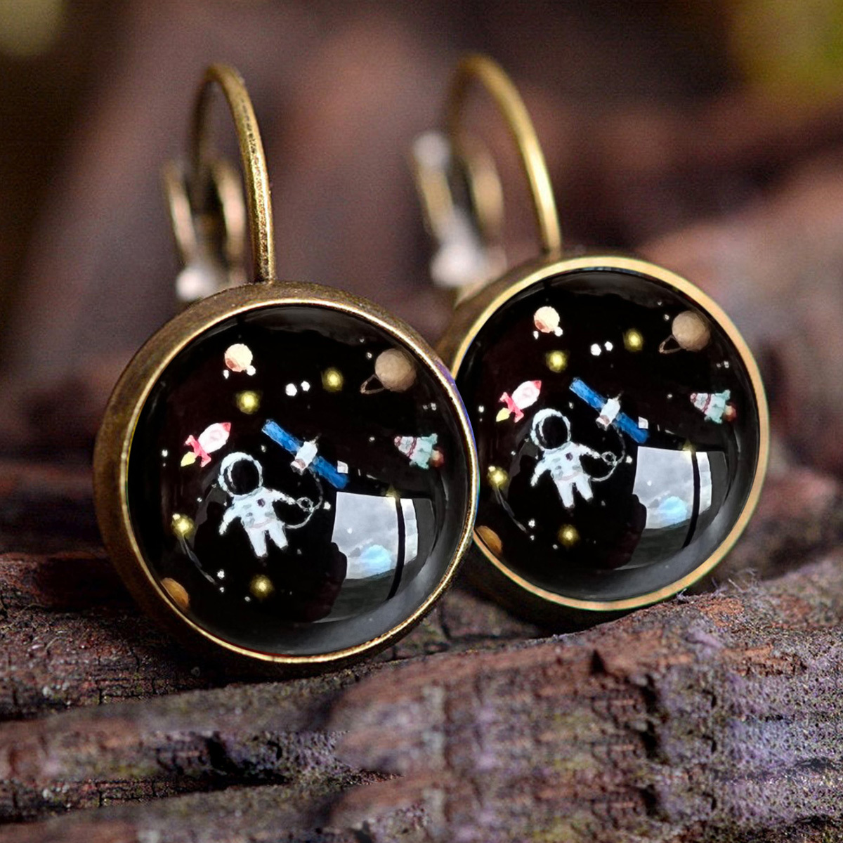 Vintage online astronaut earrings