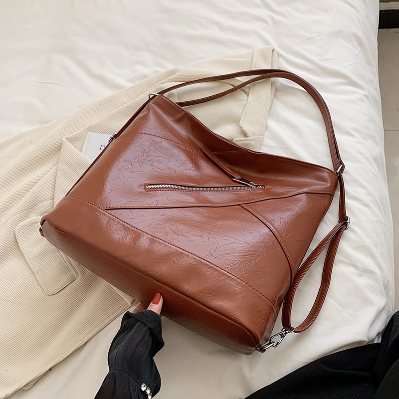 Loewe Vintage Shoulder Bag in Textured Brown Leather