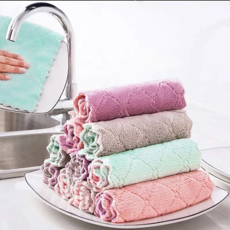 Kitchen Cleaning Towel Dish Washing Towel Dishclot Kitchen Supplies Coral  Velvet Towel Dish Washing Table Cleaning Household Towel Both Dry And Wet  Random Color - Temu