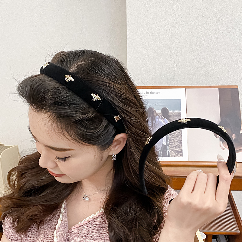  White Padded Headband Hairband for Women Wide Thick Plain Hair  Head Band for Girls Simple Solid SpongeHairbands Headbands No Slip Trendy  Satin Hair Bands Hoop No Teeth Womens Hair Accessories 