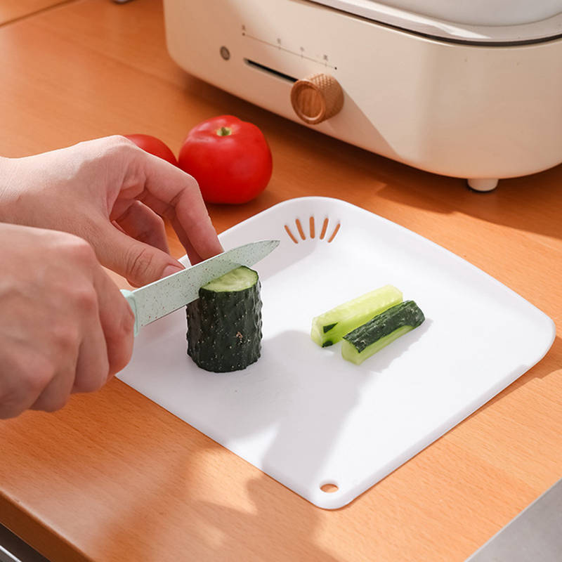 1pc Kitchen Multifunctional Small Draining Cutting Board Mini Portable Chopping  Board For Fruits Vegetables, Household Plastic Cutting Board