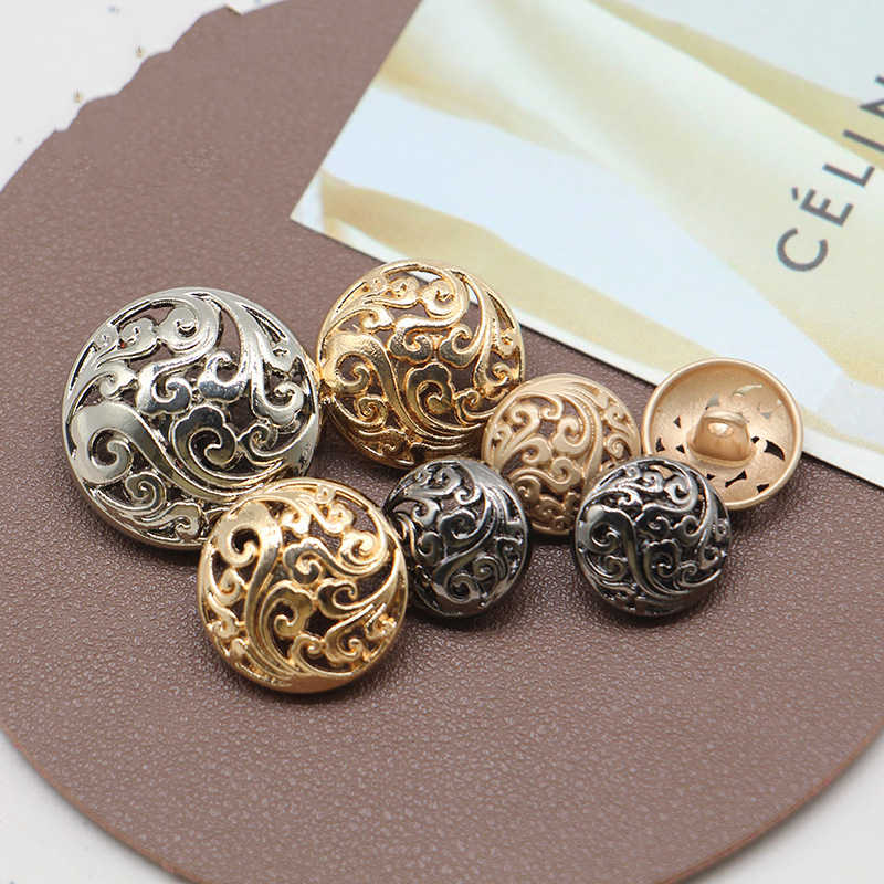 20 botones de metal dorado para camisa pequeña de 0.433 in para ropa,  accesorios de costura decorativos (4 agujeros negros dorados)