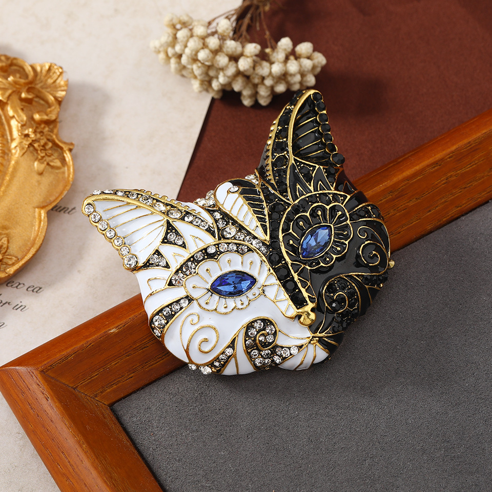 Vintage Cat Shape Brooch, Inlaid Crystal Accessory