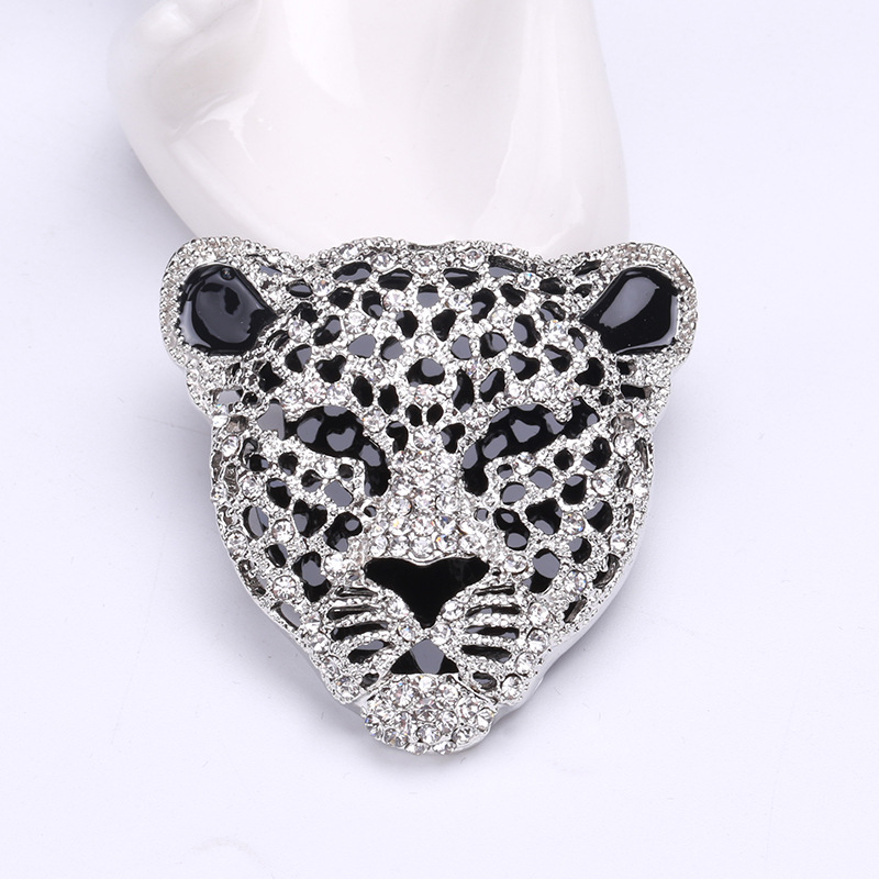 Full Rhinestone Panther Head Brooch Retro Hollow Men's Suit Animal Corsage Women Sweater Pin Brooches details 3