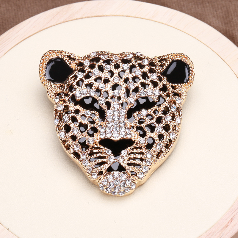 Full Rhinestone Panther Head Brooch Retro Hollow Men's Suit Animal Corsage Women Sweater Pin Brooches details 4