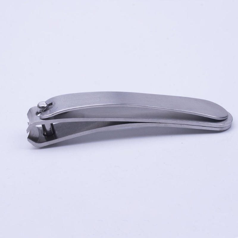 Curved Nail Clipper