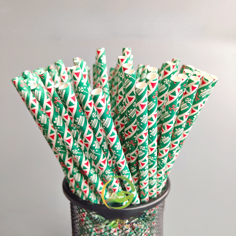 Festive 200pcs Christmas Disposable Drinking Paper Straws