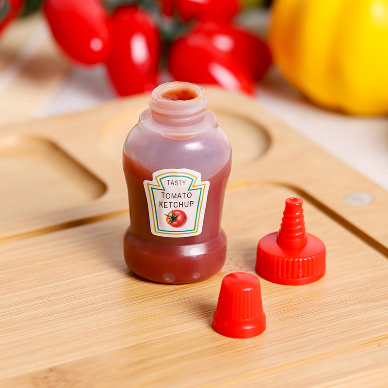Portable Mini Ketchup and Salad Dressing Bottles for Bento Boxes