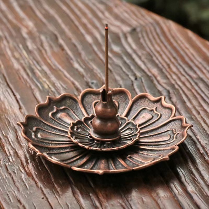 Petit brûle encens chinois en bronze - Fleur de lotus