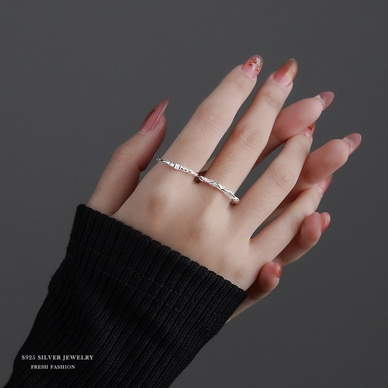 Silver Plain & Twisted Ring Pack in 2023