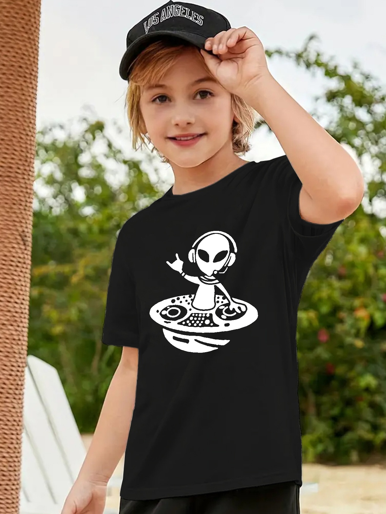  Cool Skeleton Kids' Baseball T-Shirt - Funny Skeleton