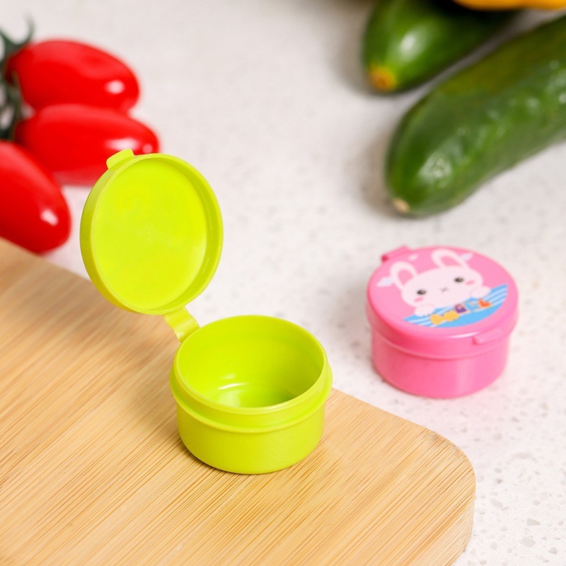 Mini Squeeze Bottle Seasoning Sauce Kids Cartoon Lunch Box Kitchen Accessories for Spice Bento Small Container(2PCS)