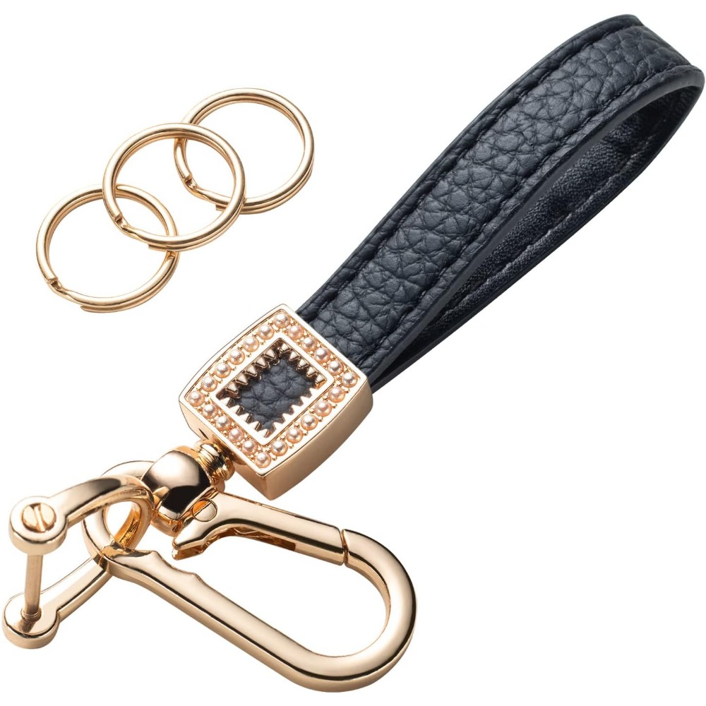 Car Keychain Luxury Designer Leather Strap for Women Men for Car