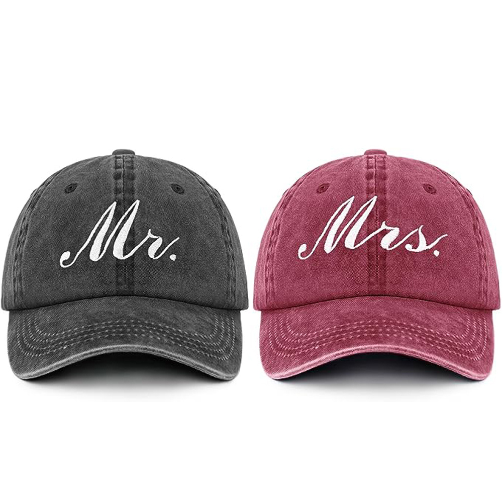 Mr & Mrs Matching bonnets for couples