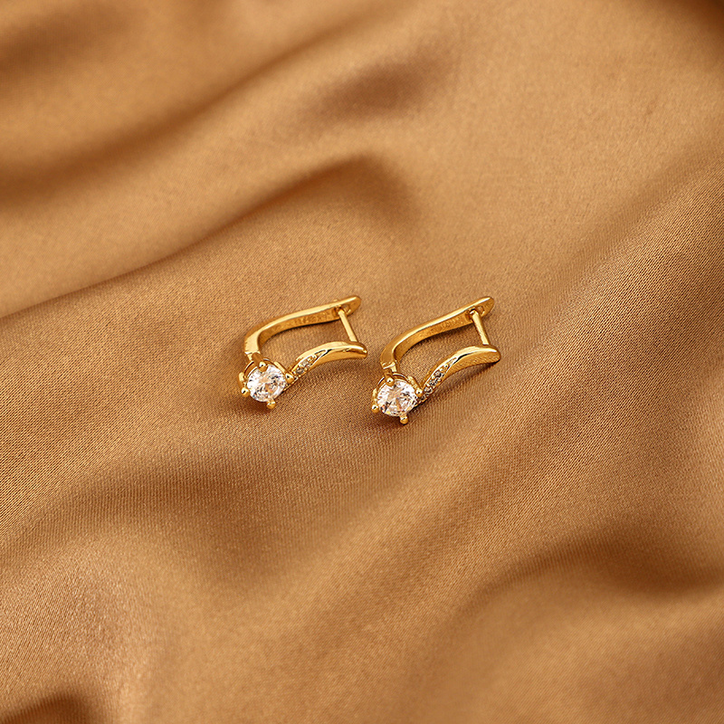 Girl s And Curved Copper Micro Inlaid Rhinestone Earrings