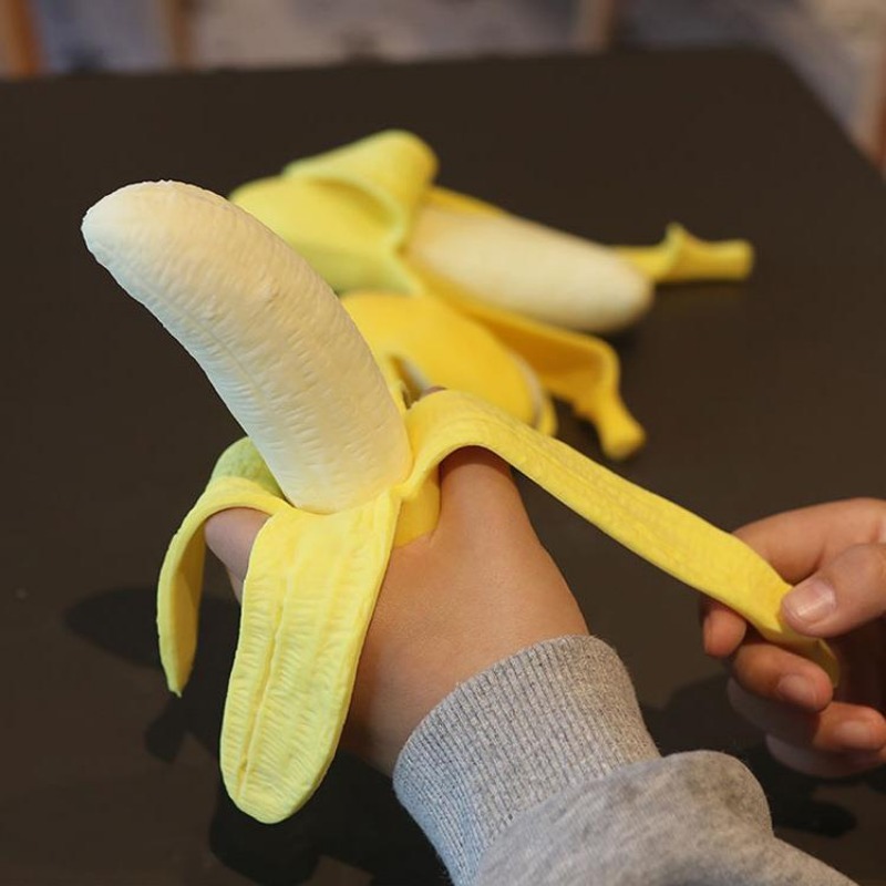 Cuteam Banana Venting Toy,Spoof Peeling Banana Squeezing Children  Simulation Decompression Venting Toy 