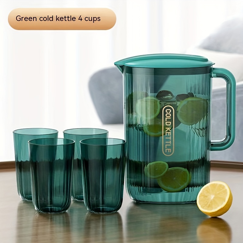 Large Green Plastic Pitcher With Lid Jug Hot Cold Water Juice Lemonade New