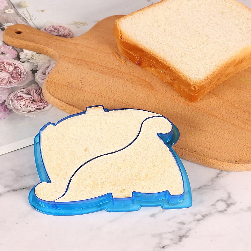 Dinosaur Shape Modeling Bread Slicing Tool Sandwich Crust Cutter