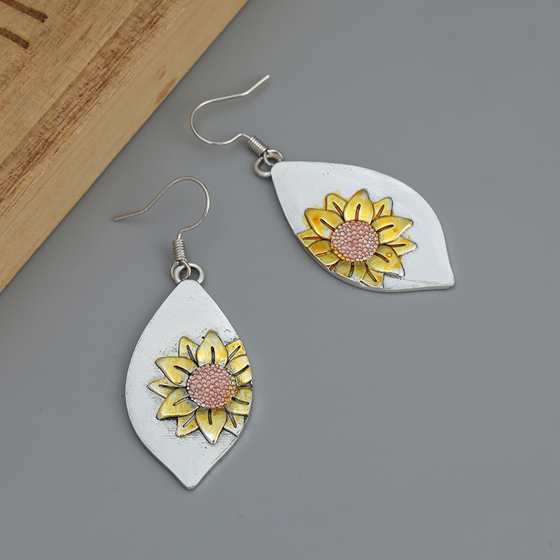 leaf shape exquisite sunflower pattern dangle earrings bohemian ethnic style alloy silver plated jewelry delicate female gift details 3