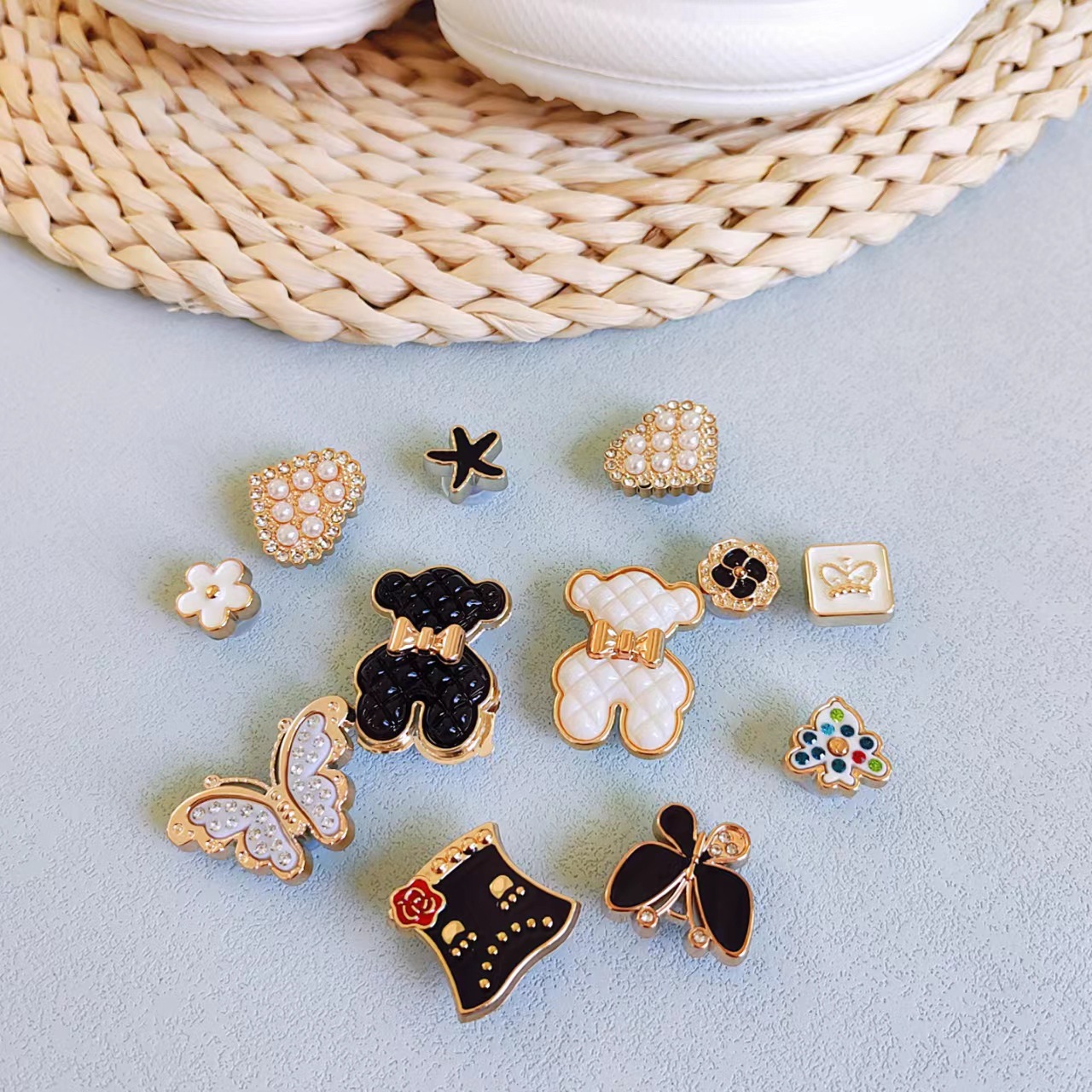 8 12 14 16 18pcs Cute Charms For Shoes Black White Bears Small Flowers  Pearls Perfect For Gifts Party Decorations More - Women's Shoes - Temu  Bahrain