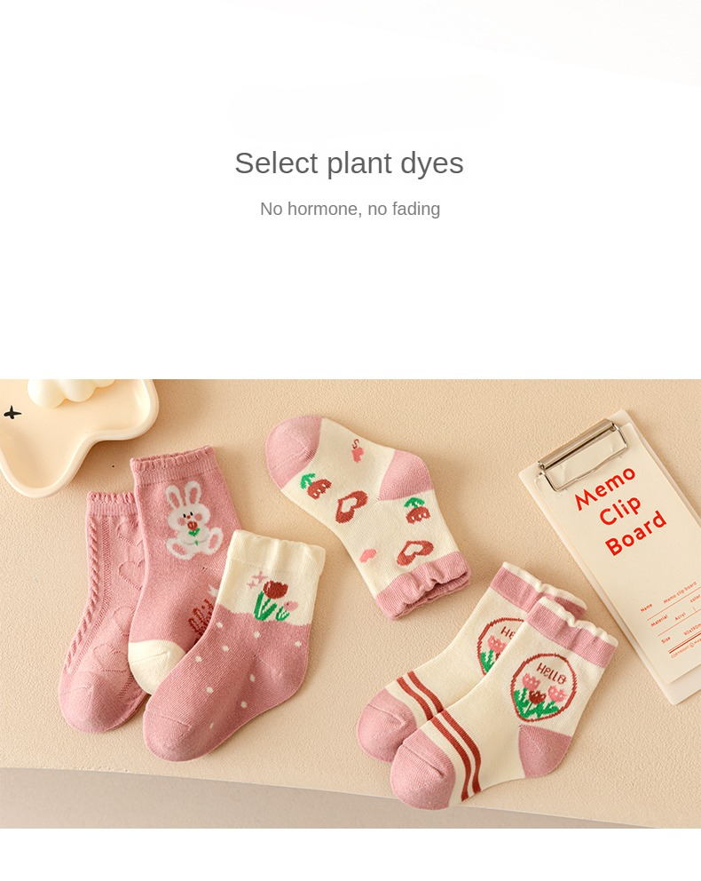 Girls Socks Autumn And Winter Fresh Cartoon Cute Red Flower Rabbit Print  Thickened Warm Comfortable Low Cut (H, S) at  Women's Clothing store