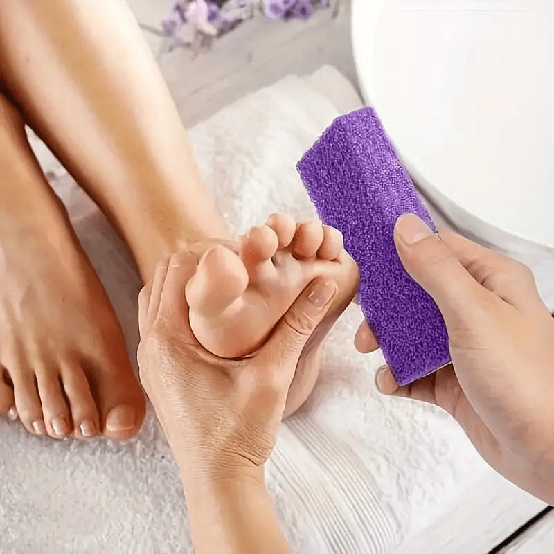 2 Pcs 4 in 1 Foot Scrubber Dead Skin Remover for Feet, Including Foot  Files, Heel Scraper, Foot Brush and Pumice Stone, Multi Purpose Foot Callus