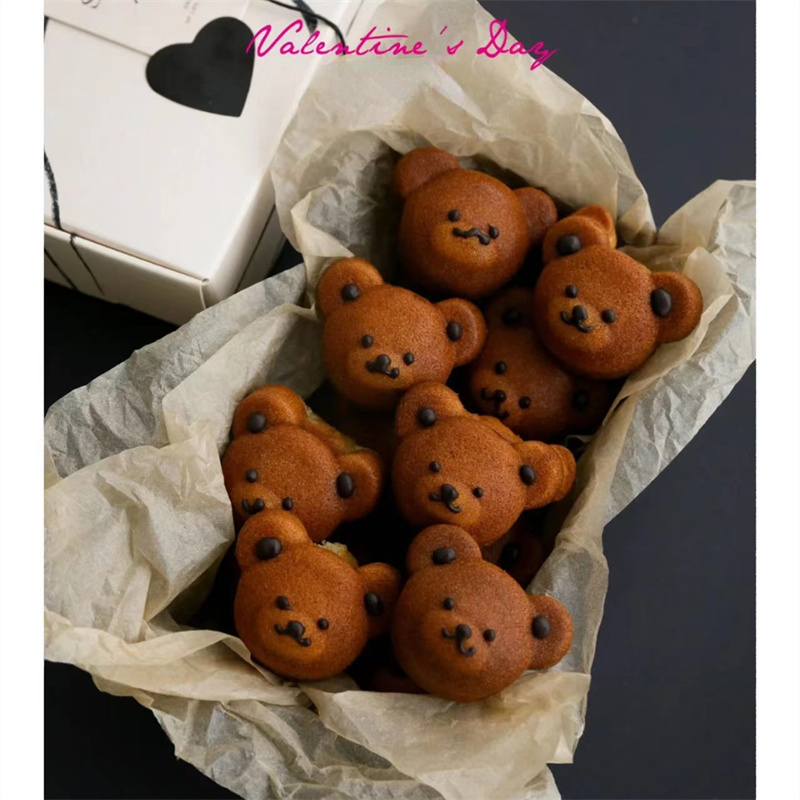  8 Cavity Non-stick Cake Baking Pan, Love Bear & Panda Cookie  Mold, Creative Mold for Muffin, Brownie, Cornbread, Cheesecake, Panna  Cotta, Pudding, Jello Shot and More (Teddy Bear): Home & Kitchen