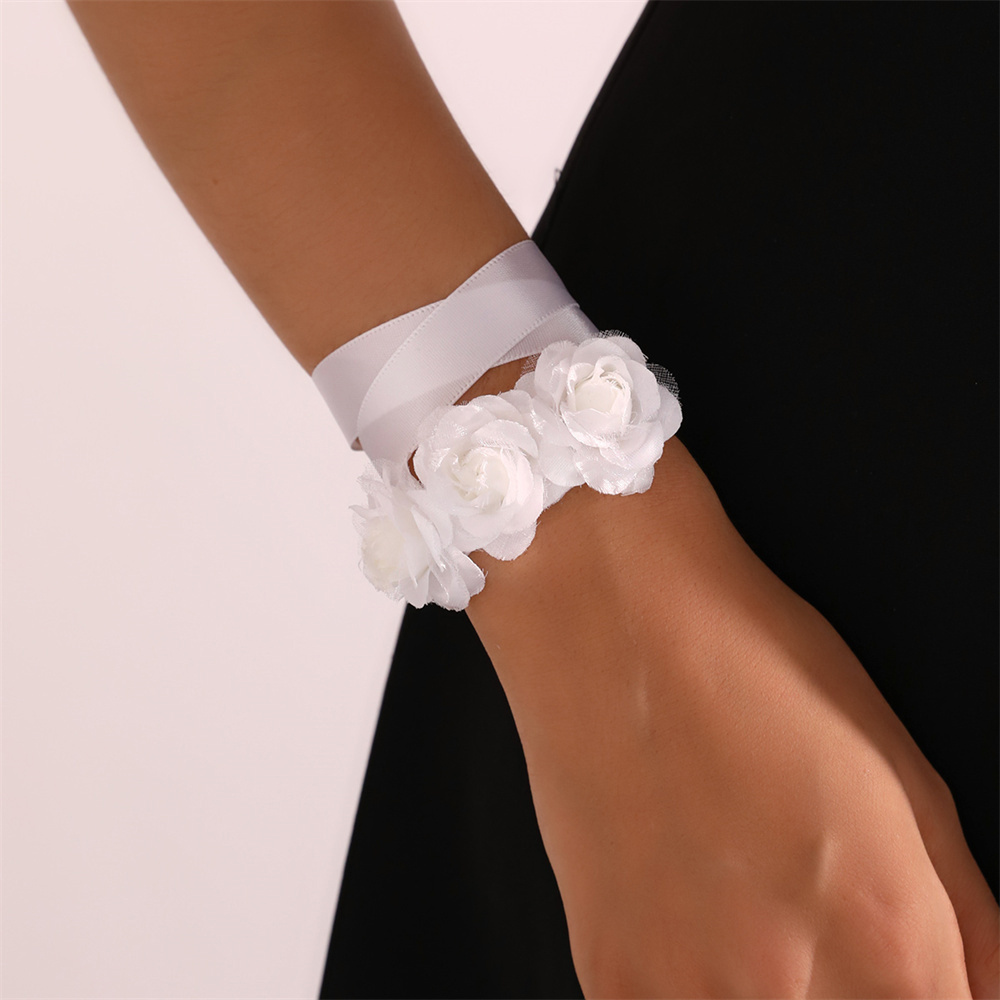 

1pc Elegant Bridal Wristband Artificial Flower Decorated With Exquisite Bead High-end Ribbon Tie Bracelet For Ladies