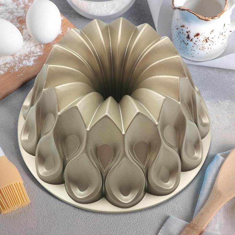 Nordic Ware Snowflake Cake Pan 3D baking mold Cast Aluminum Non-Stick Clean