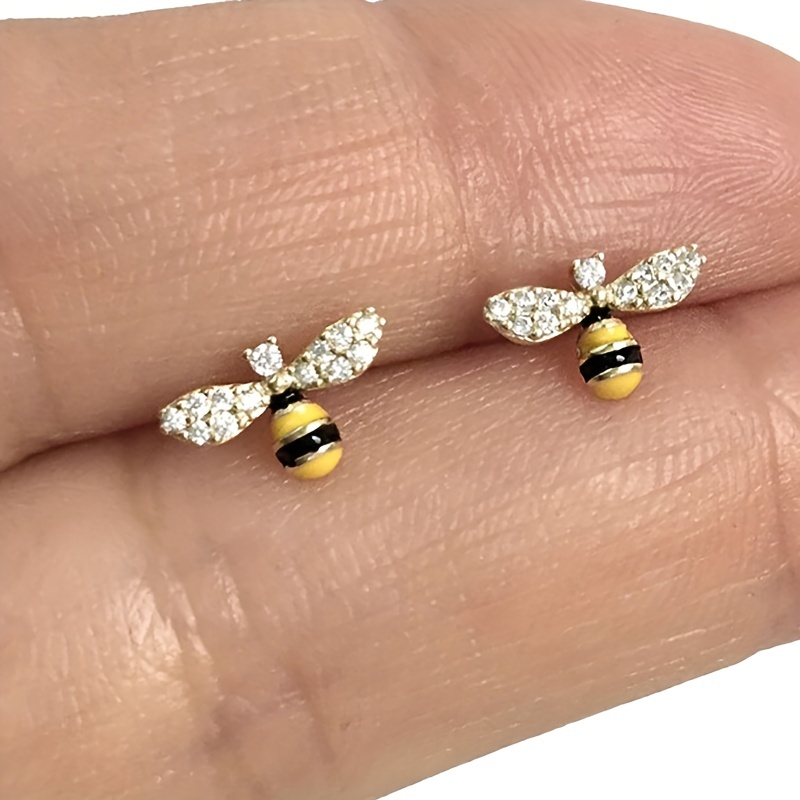 

Cute Bee Design Inlaid With Shiny Zircon Decor Stud Earrings Minimalist Style Silvery Plated Jewelry Trendy Women Gift
