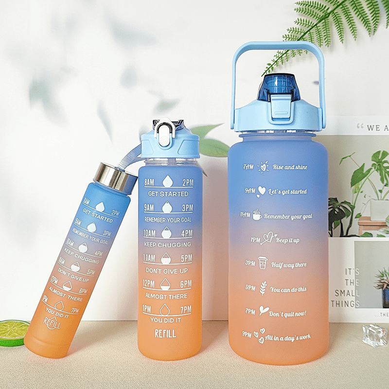 Comprar Botella de agua de 2L con pajita, botella de agua deportiva de gran  capacidad, botellas para beber portátiles sin BPA con marcador de tiempo