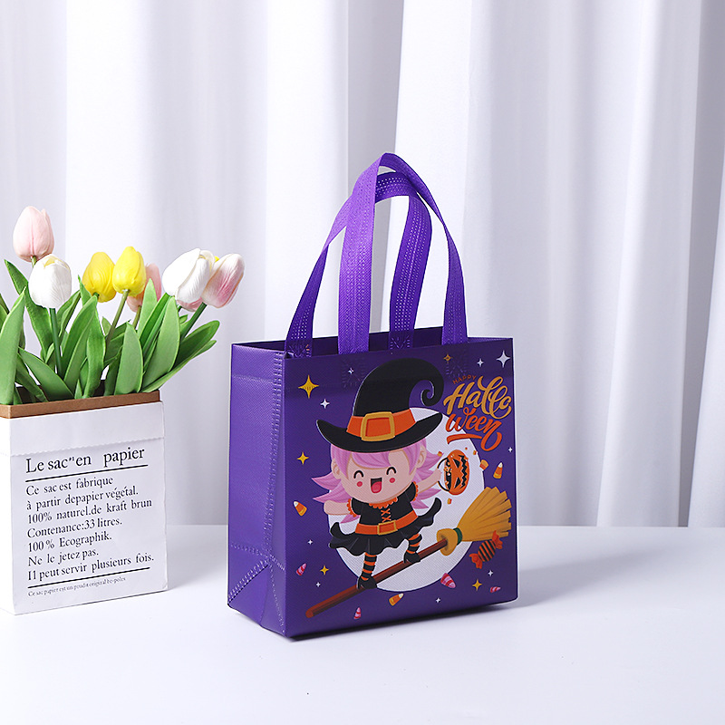 Yexiya Bolsas de regalo de Halloween, bolsas de regalo de papel kraft para  dulces con asas, bolsas para regalos de fiesta de Halloween, suministros a